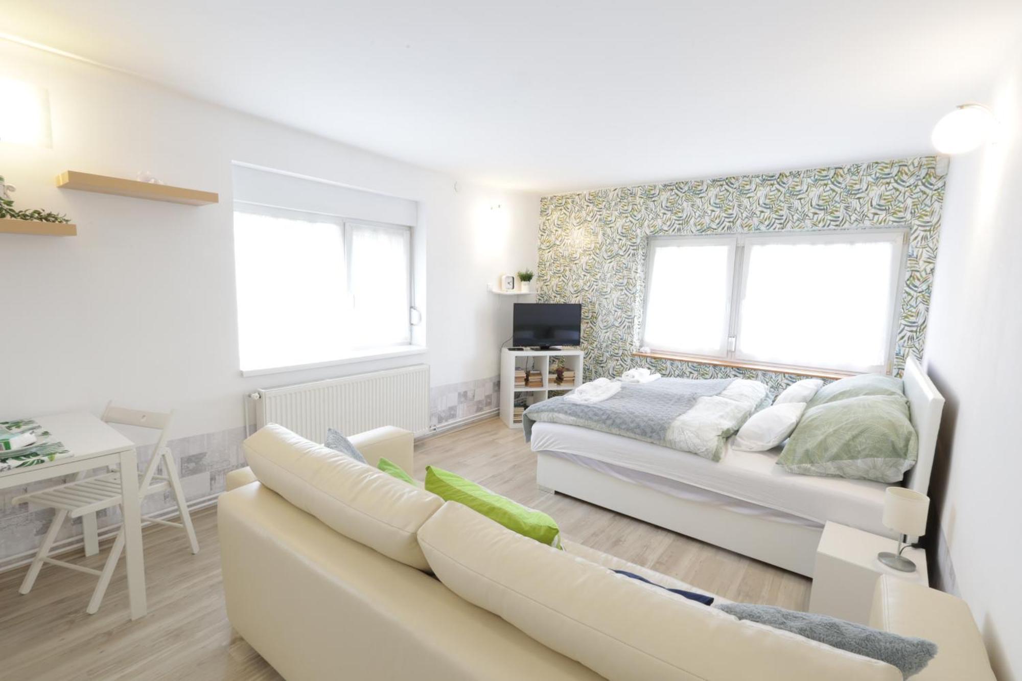 Stardust Apartman Pecs Exterior photo